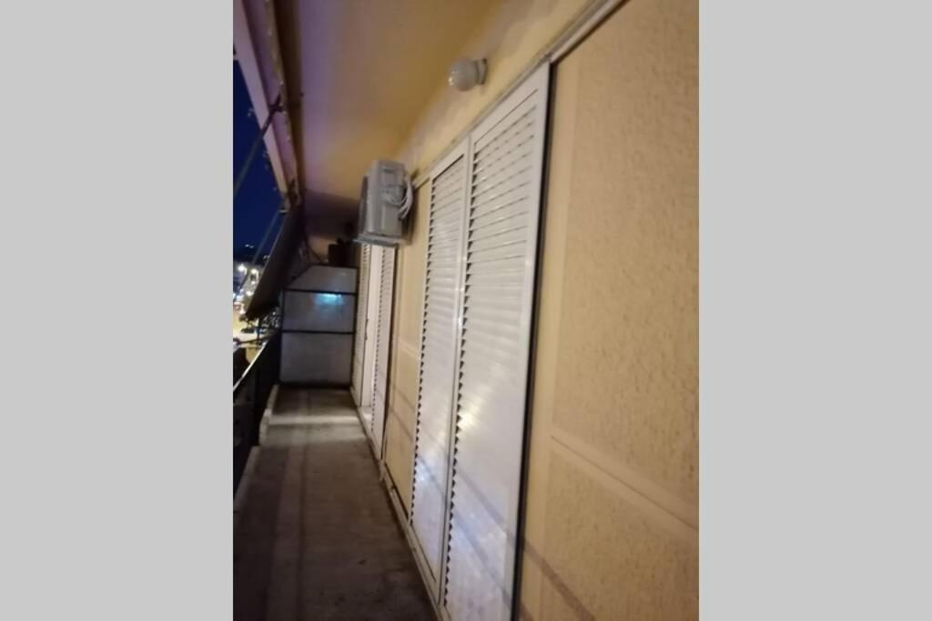 Athens City Apartment Next To Intercontinental II Atenas Exterior foto
